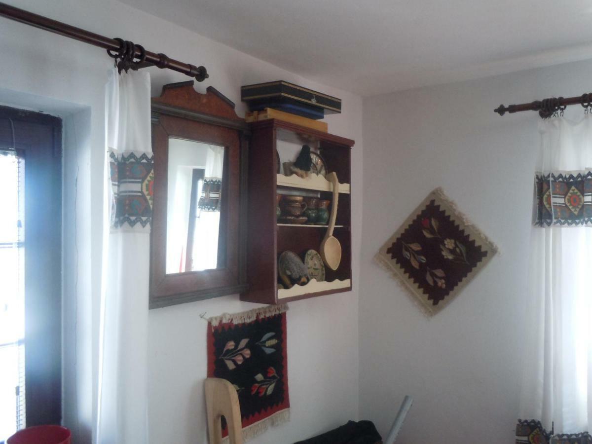 Poienari Cottage Poe מראה חיצוני תמונה